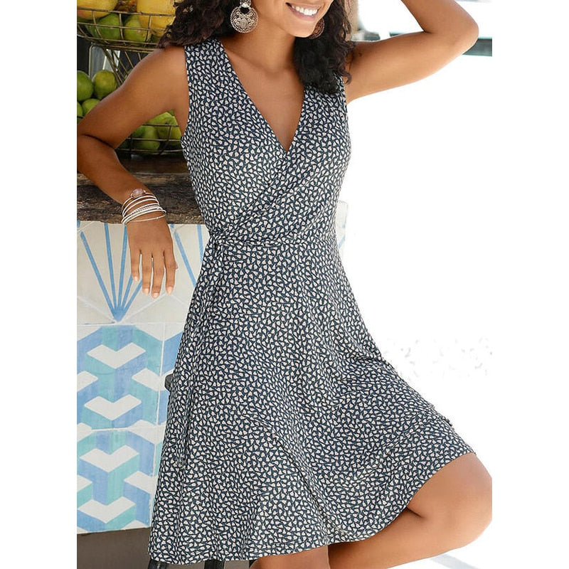 Echoarchiv | Das Moderne Freizeitkleid mit Polka Dots für Den Sommer 2023