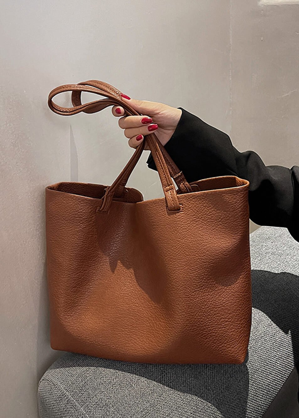 Echoarchiv | Geräumige Damen Schultertasche Aus Weichem Leder