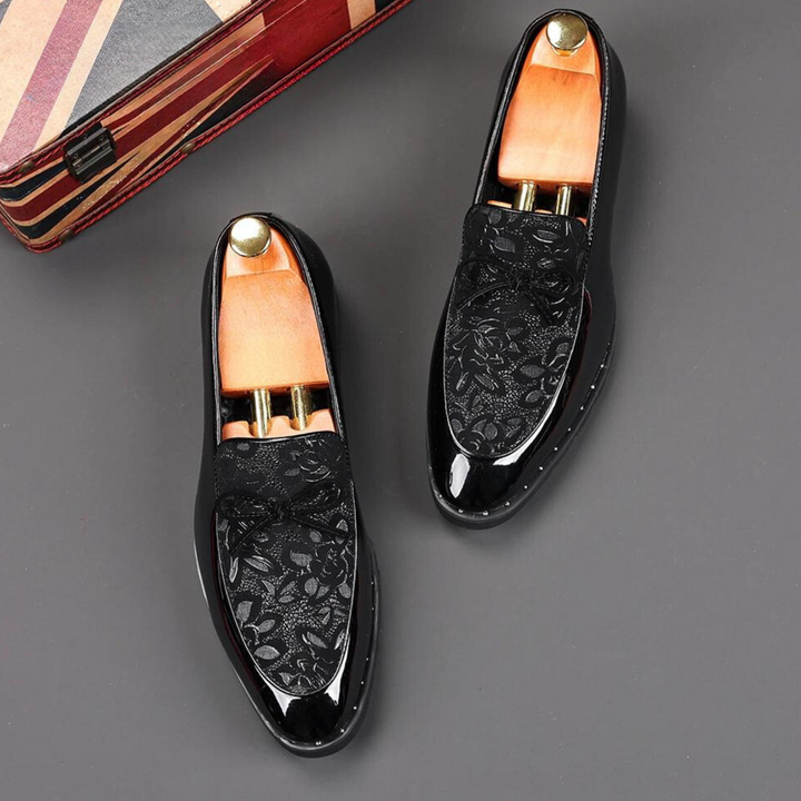 Schuhe aus echtem Leder Echoarchiv