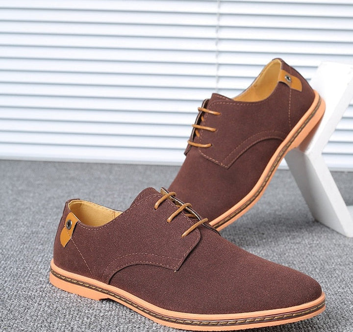 Echoarchiv | Eleganter Business-Schuh
