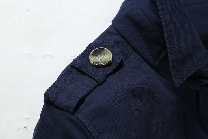 Echoarchiv - Stylischer langer Herbst-Trenchcoat für Herren