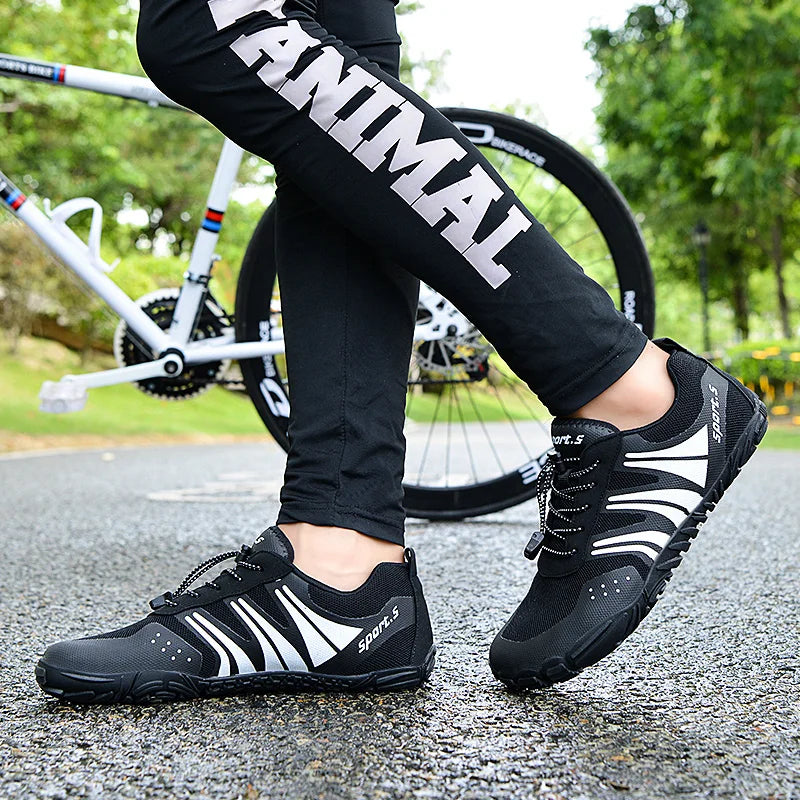 Echoarchiv | MTB und Rennradschuhe mit rutschfester Sohle