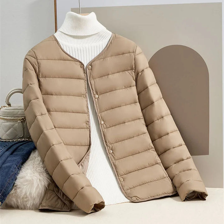 Echoarchiv | Slim Fit Leichte Daunenjacke