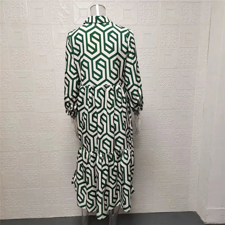 Echoarchiv | Langärmliges Kleid Mit Geometrischem Muster