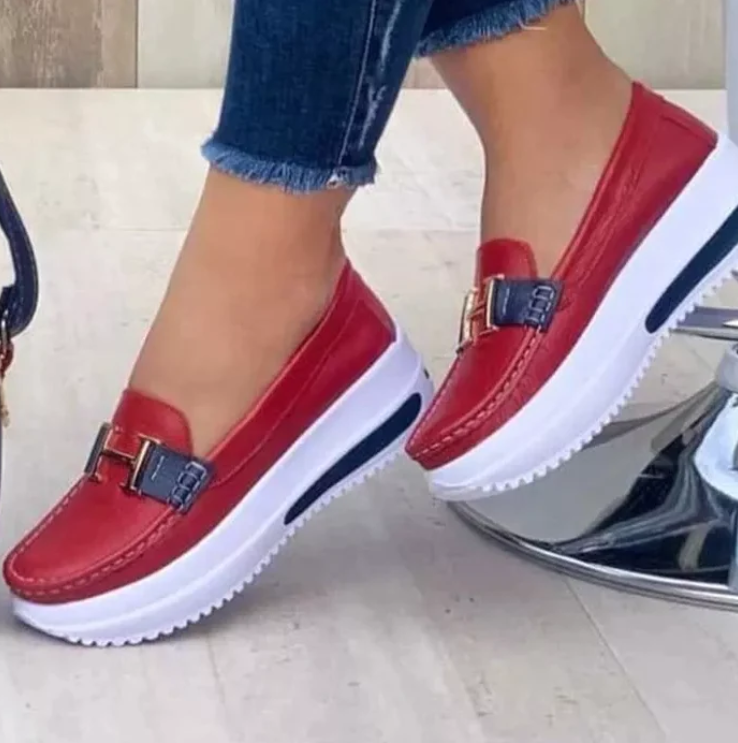 Stylische orthopädische Damenschuhe für schmerzfreies Gehen – Selina Echoarchiv