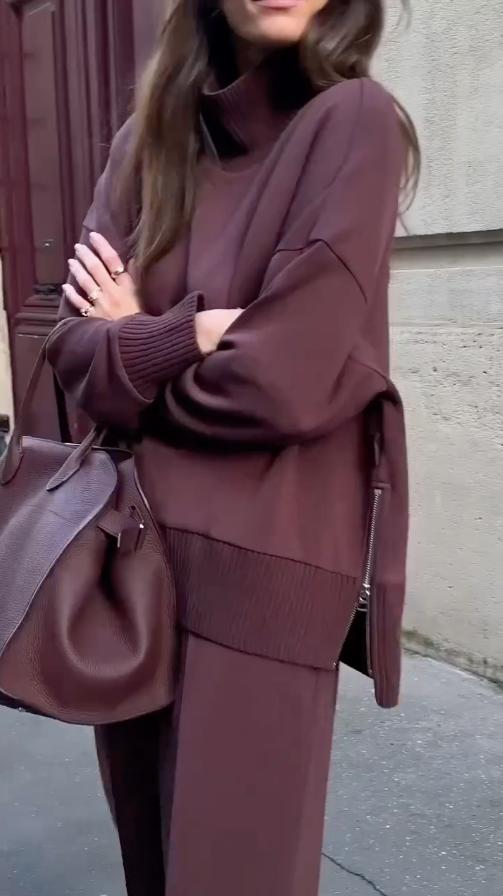 Echoarchiv | Bequemes Damen Satz mit Strukturiertem SwEchoarchivtshirt und Hose