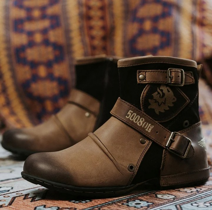 Echoarchiv | Herrenstiefel Im Vintage-Stil