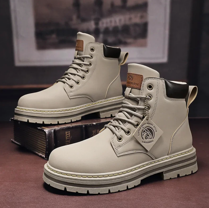 Echoarchiv - Bequeme Schnürstiefel für Herren