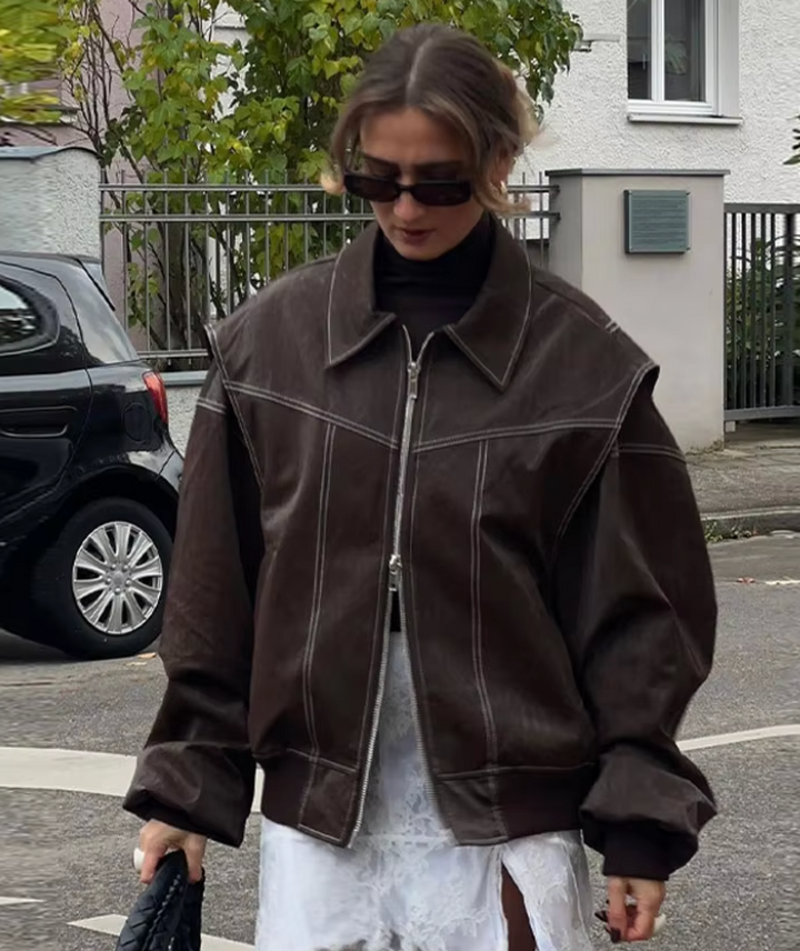 Echoarchiv | Oversized Bomberjacke Stilvoll und Wärmeresistent Perfekt für Herbst und Winter