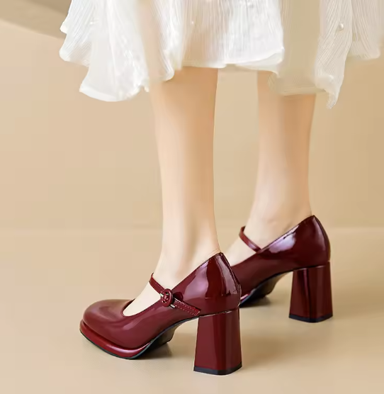 Echoarchiv | Stilvolle Wasserdichte Mary Jane Pumps