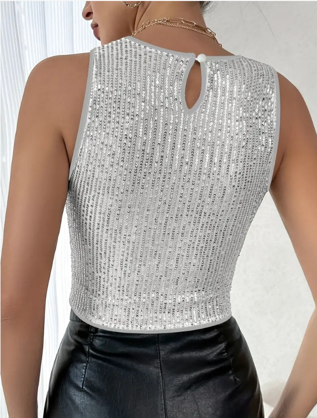Echoarchiv | Funkelnde Pailletten Top für Einen Glamourösen Look