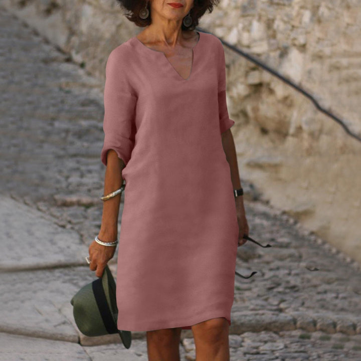 Echoarchiv | Elegantes Sommerkleid mit V-Ausschnitt