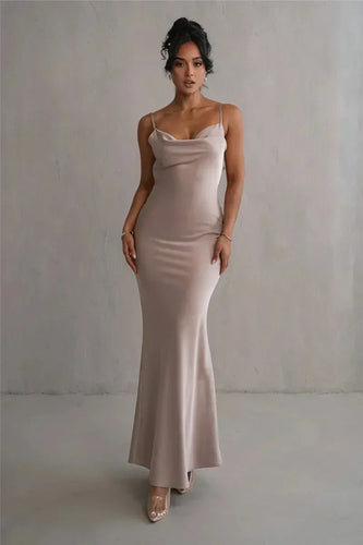 Echoarchiv | Satin Kleid mit Blumen