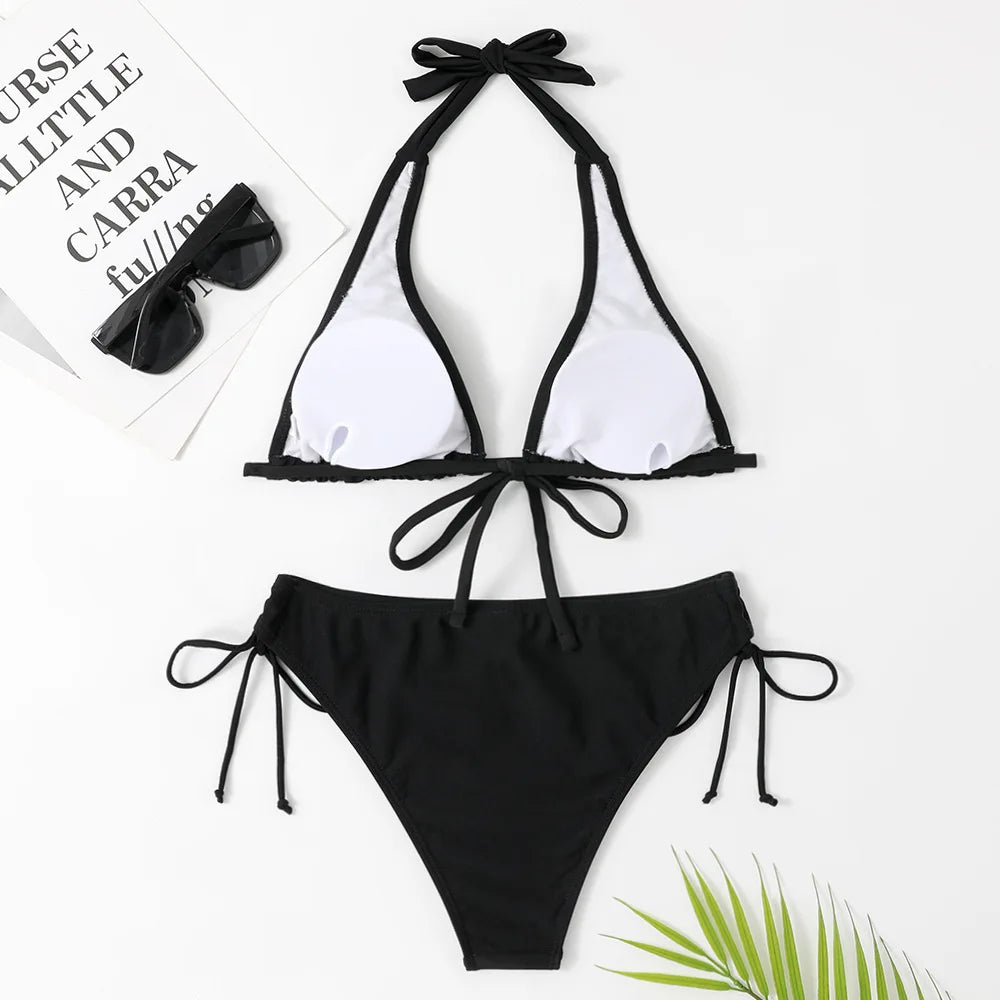 Echoarchiv | Eleganter Triangel-Bikini in Schwarz