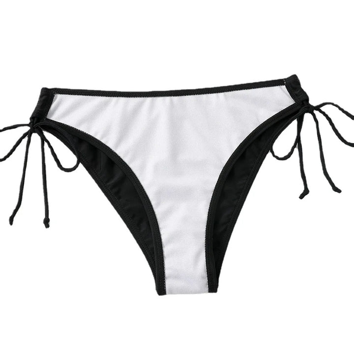 Echoarchiv | Eleganter Triangel-Bikini in Schwarz