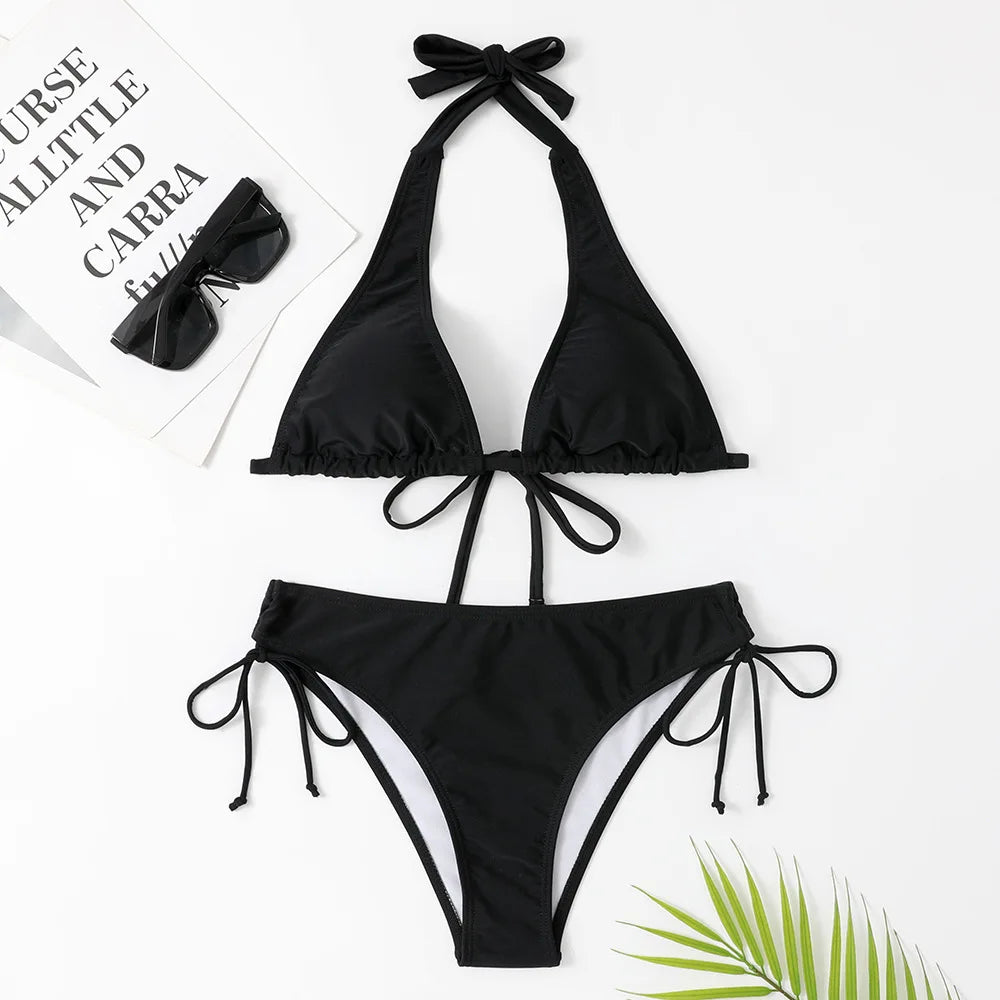 Echoarchiv | Eleganter Triangel-Bikini in Schwarz