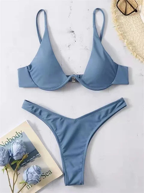 Echoarchiv | Bügel-Bikini-Set Push-Up-Bh und Tanga-Bademode für Damen