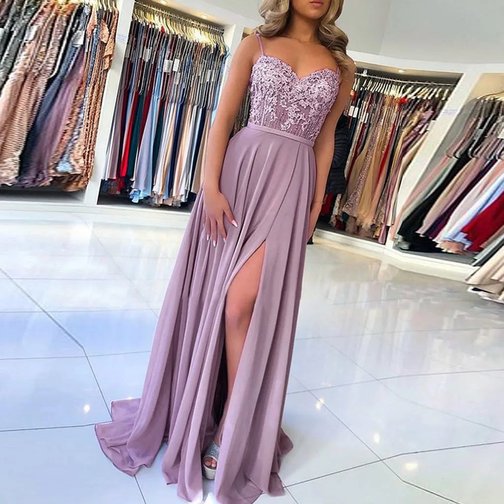 Brautjungfernkleid mit hohem Schlitz von Eternal Elegance