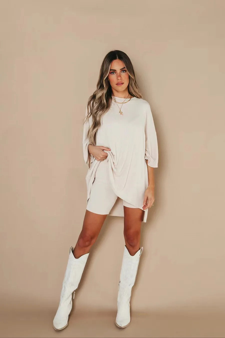 Echoarchiv | Damen Lounge Set mit Oversized T-Shirt und Biker-Shorts
