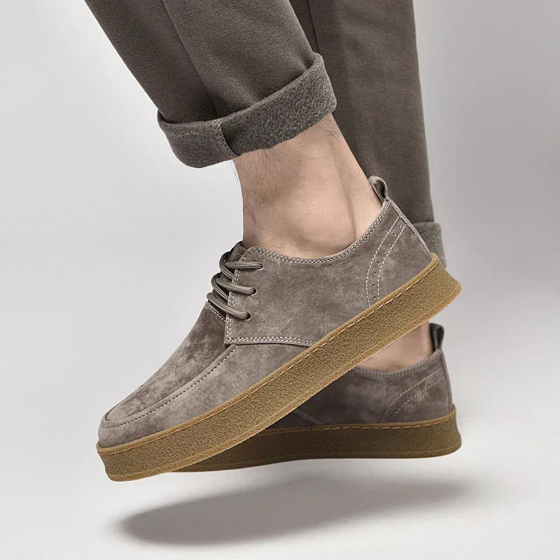 Echoarchiv | Hochwertige Wildleder Sneakers für Männer