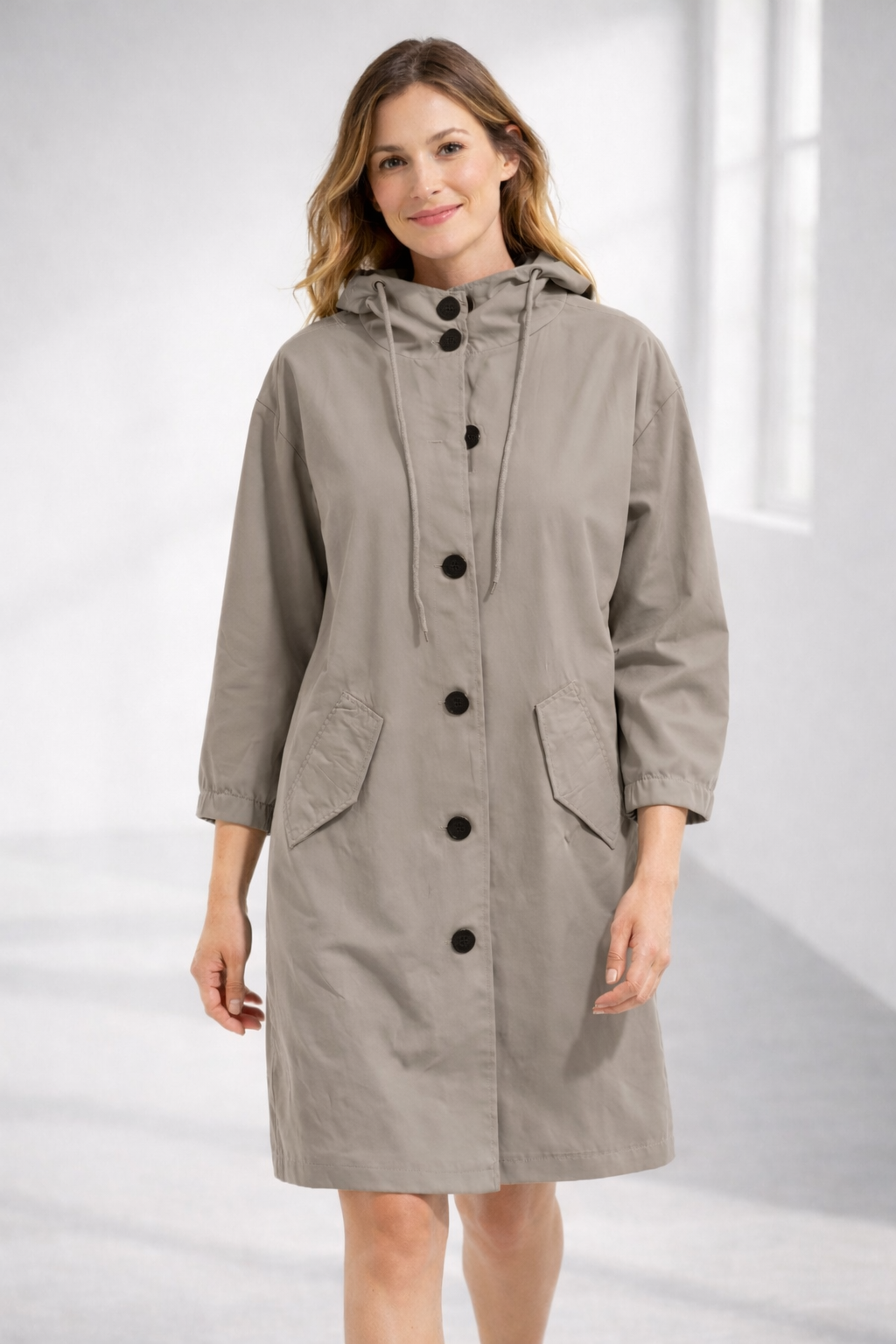 Damen Kapuzenjacke in mittlerer Länge – Célinea