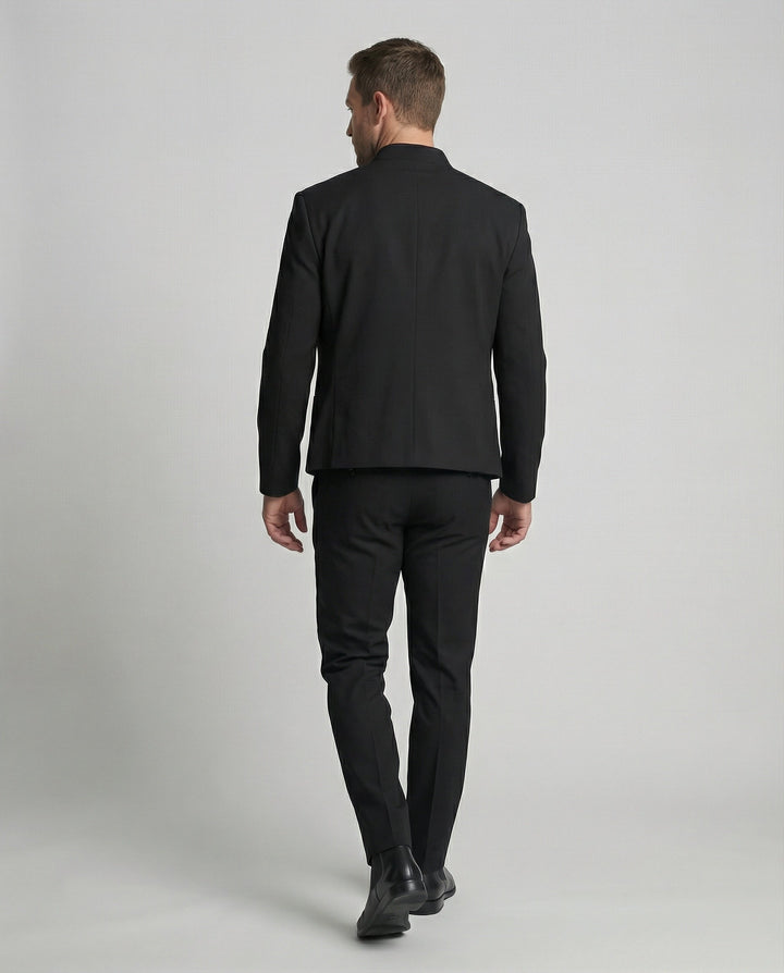 Stilvolle schwarze Herren Kurzjacke mit Stehkragen im Echoarchivrnen ClEchoarchivnfit Look