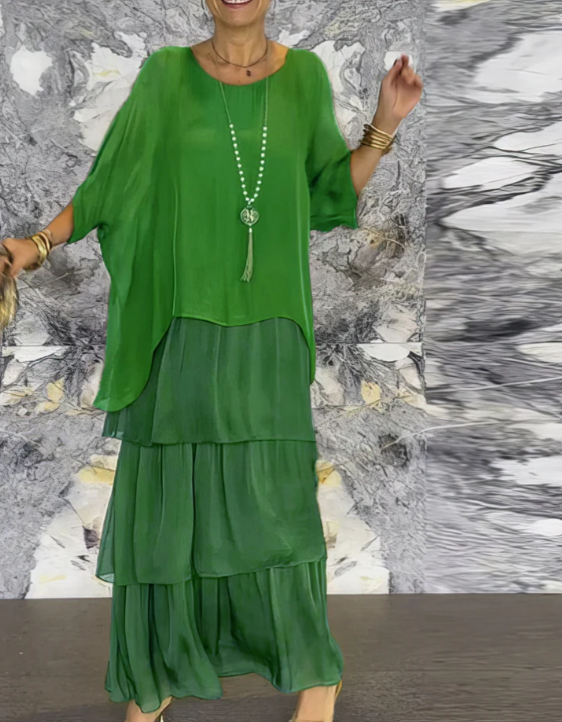 Echoarchiv | Elegantes Maxikleid mit Weitem Rundhalsausschnitt