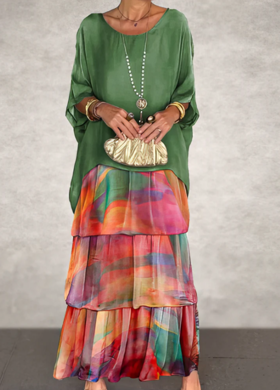 Echoarchiv | Elegantes Maxikleid mit Weitem Rundhalsausschnitt