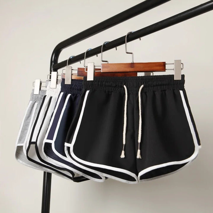 Echoarchiv | Damen Streifenshorts mit Atmungsaktivem, Elastischem Bund