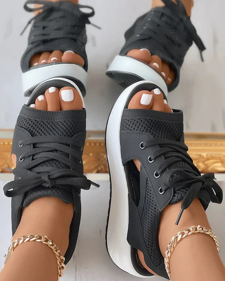 Echoarchiv | Orthopädische Muffin-Sandalen
