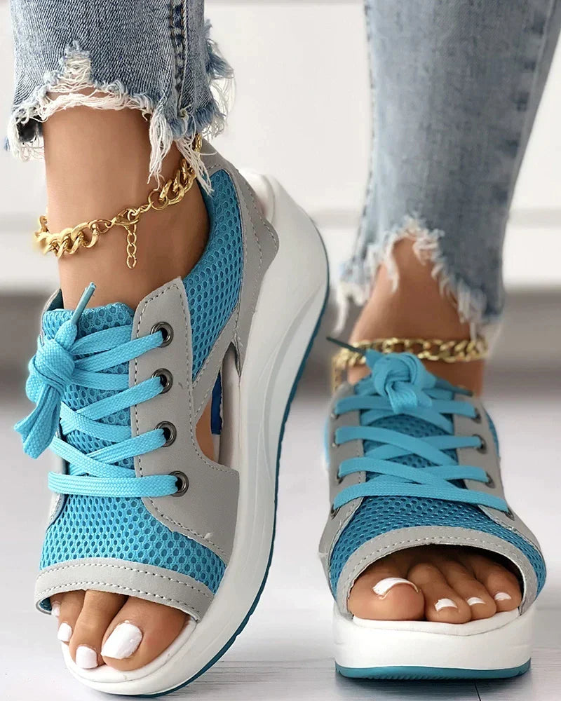 Echoarchiv | Orthopädische Muffin-Sandalen