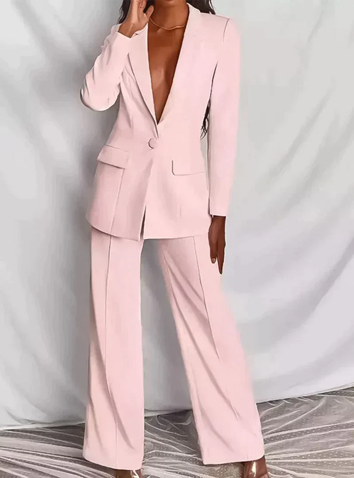 Echoarchiv | Stilvolles Set Bestehend Aus Edlem Blazer Und Eleganter Hose