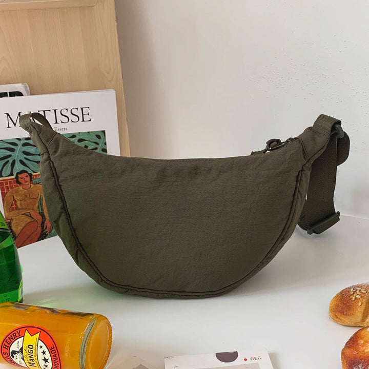 Echoarchiv | Damenumhängetasche Half Moon mit Verstellbarem Riemen