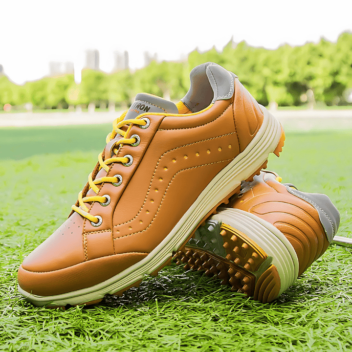 Echoarchiv Force Golfschuhe