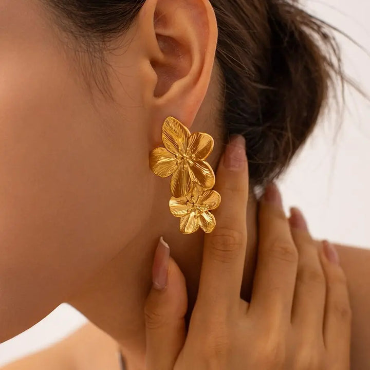 Echoarchiv | Elle Hypoallergene Vintage-Blumenstecker, 18K Vergoldet