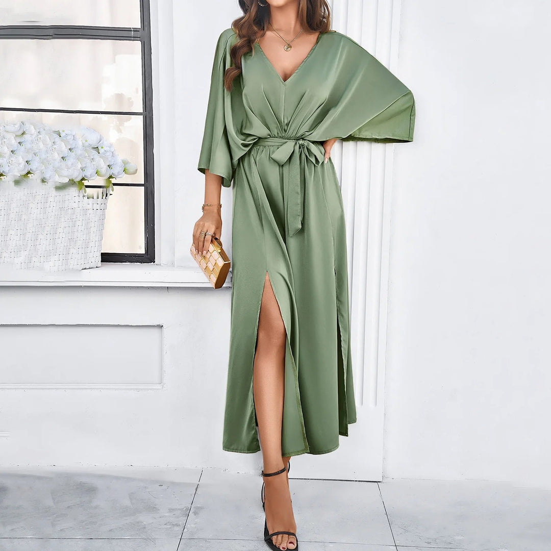Echoarchiv | V-Ausschnitt Kleid mit Schlitz für Frauen