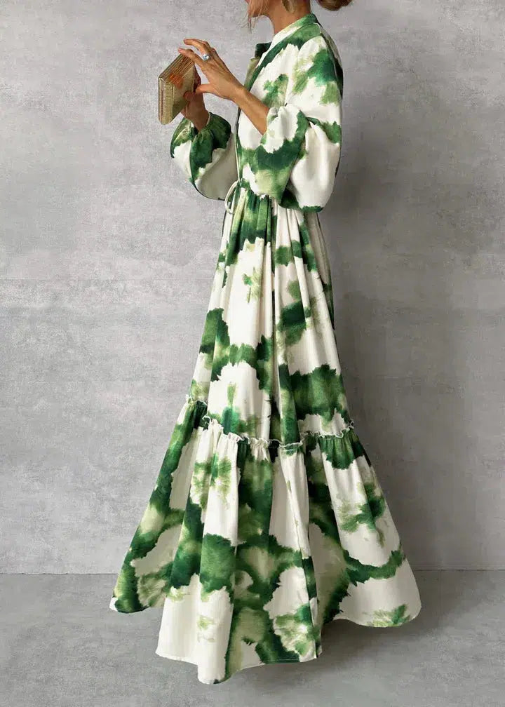 grüne Maxikleid mit langen Ärmeln und V-Ausschnitt