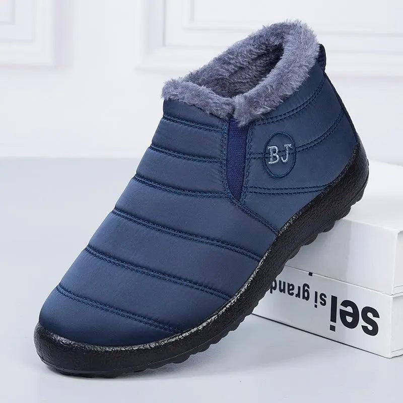 Echoarchiv | Wasserdichte Winterstiefel für Damen – Gemütliches & Rutschfestes Design
