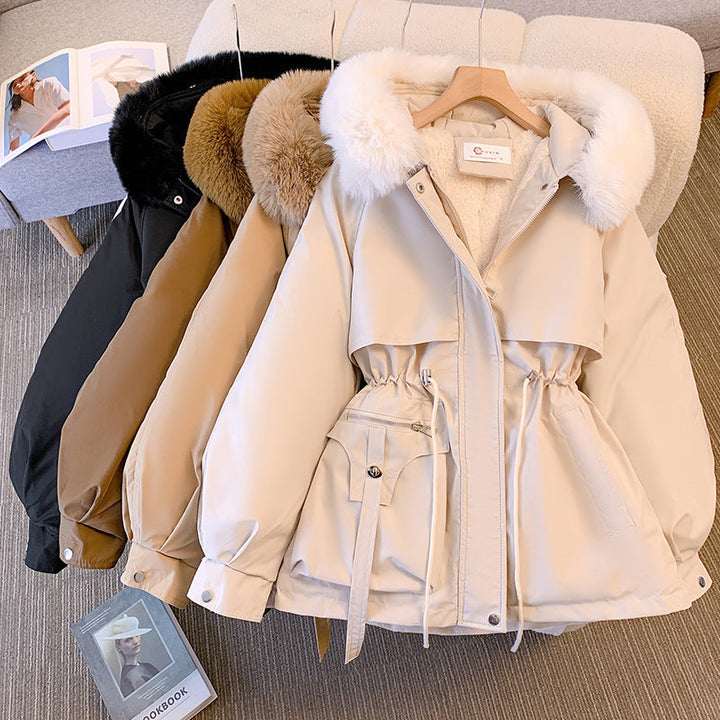 Winterjacke mit Kapuze und Gürtel Kunstpelz Warm und Stilvoll – Avérine