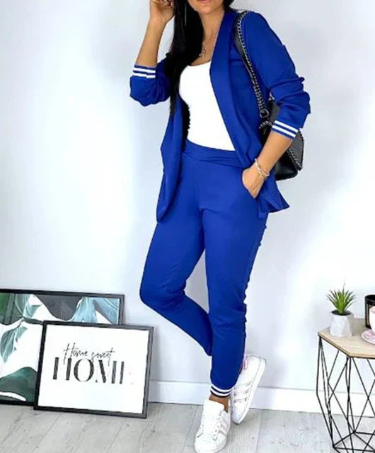 Echoarchiv | Damen Doppelreiher Blazer Hosenanzug