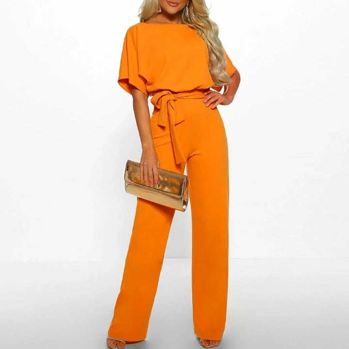 Echoarchiv | Eleganter Beiger Jumpsuit mit Gürtel