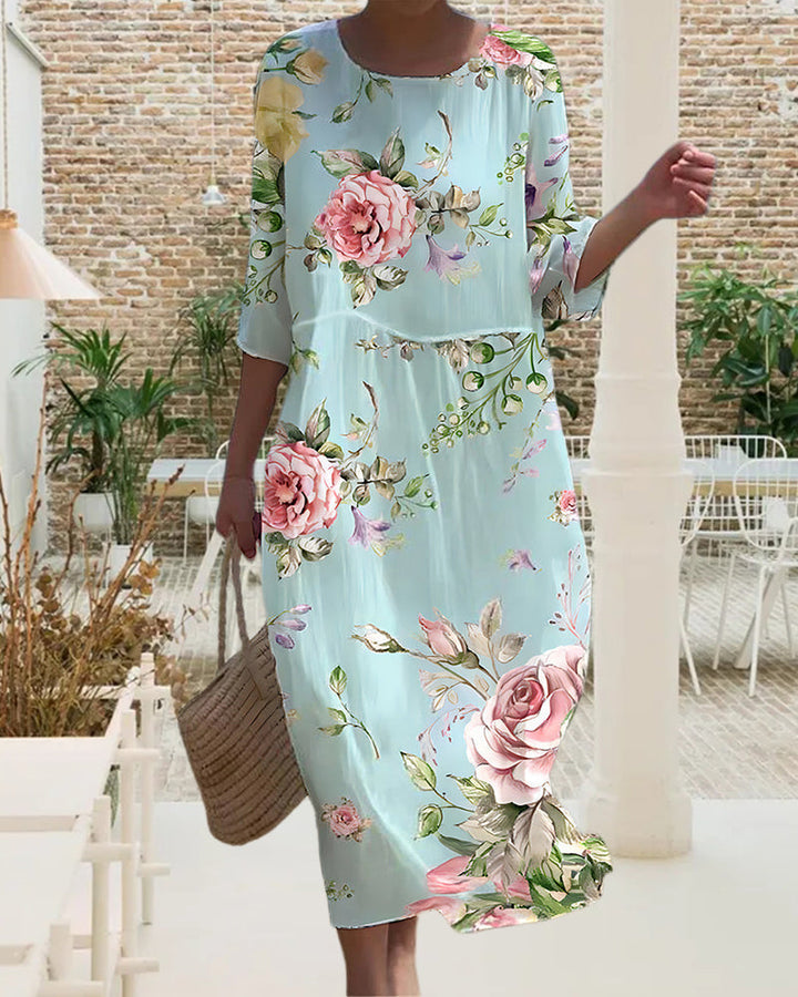 Echoarchiv | Elegantes Floral Kleid, das den Bauch kaschiert