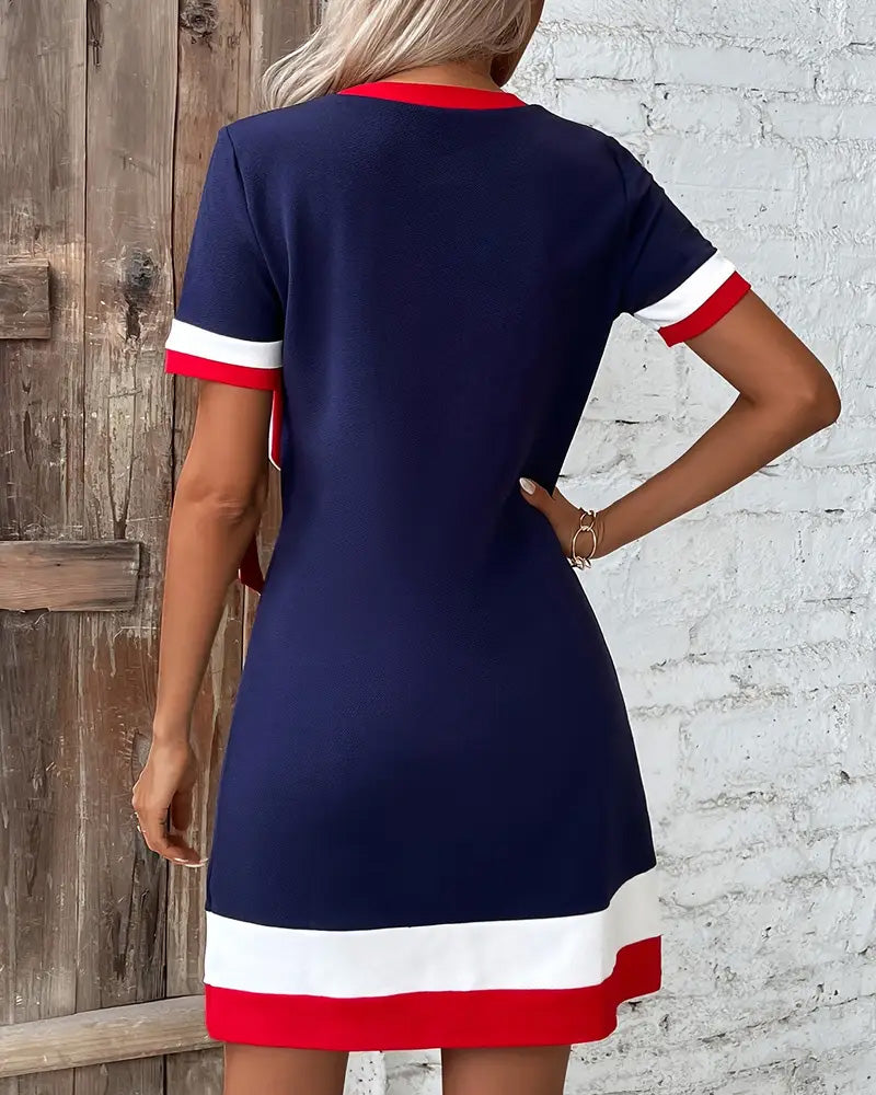 Echoarchiv | Kleid Kurzärmlig Kontrastband