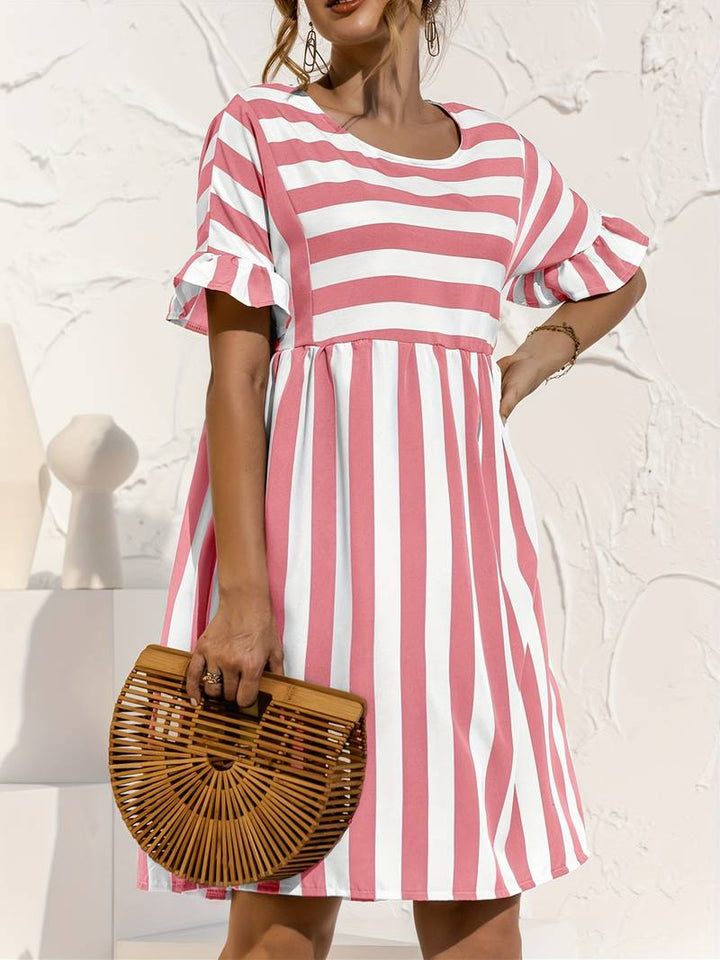 Gestreiftes Kurzes Kleid