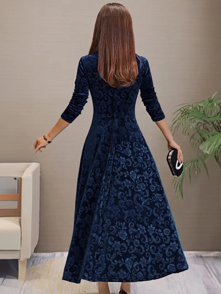 Figurschmeichelndes Ausgestelltes Kleid