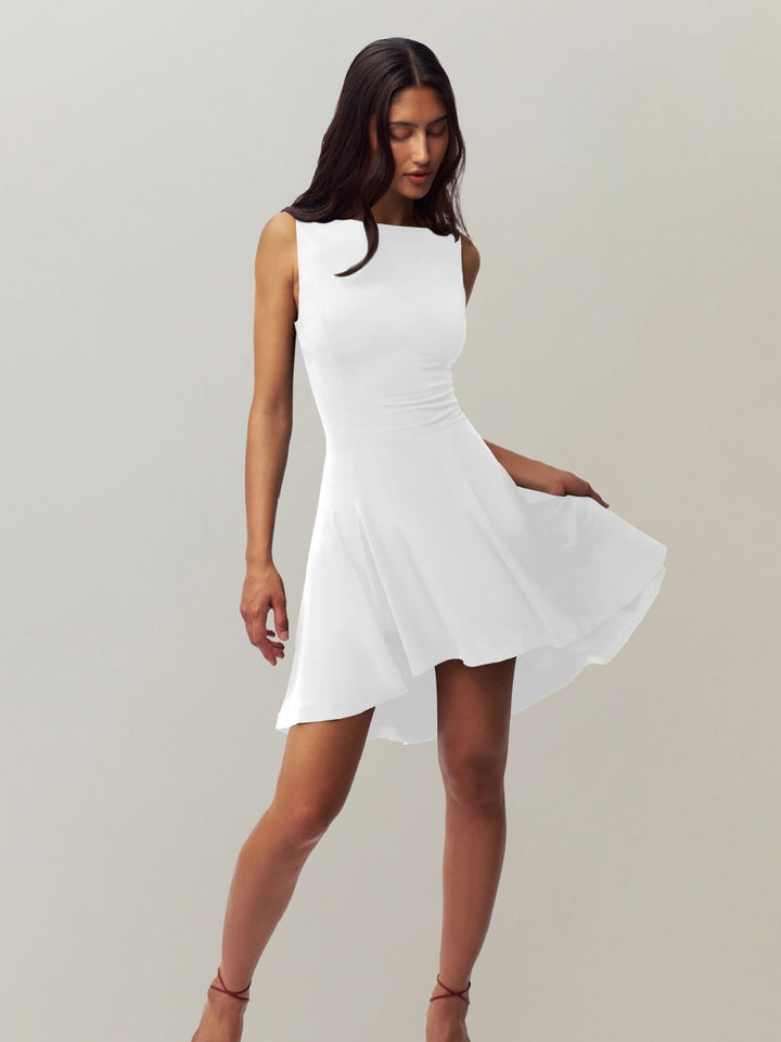 Echoarchiv | Ärmelloses Kleid mit Kragen