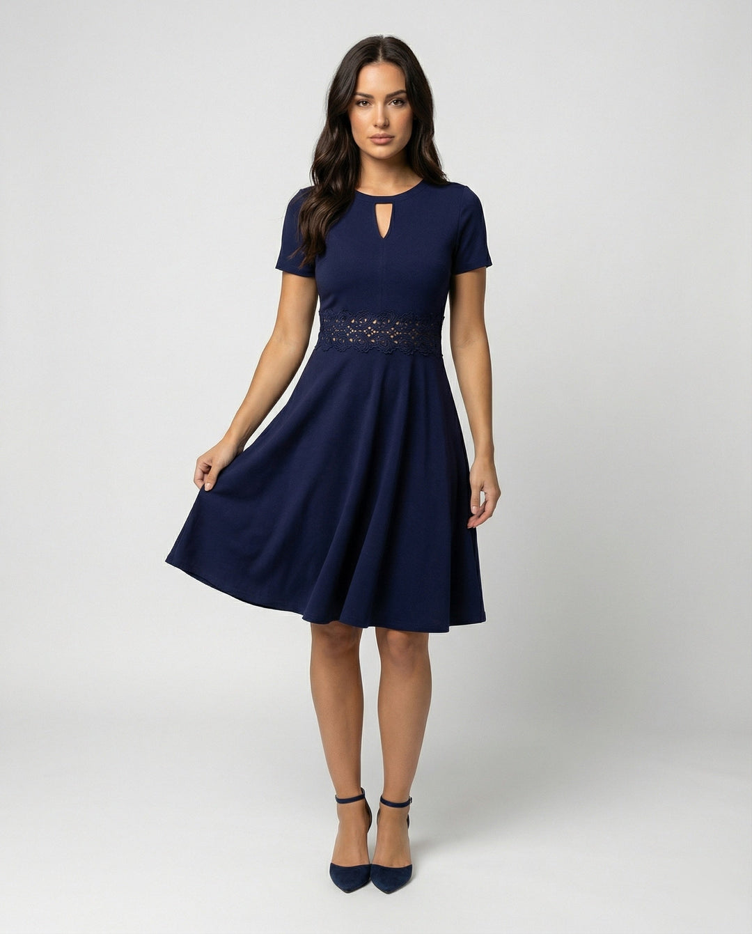 Blaues Kleid mit Kontrastierender Spitze und Akzentuierter Taille