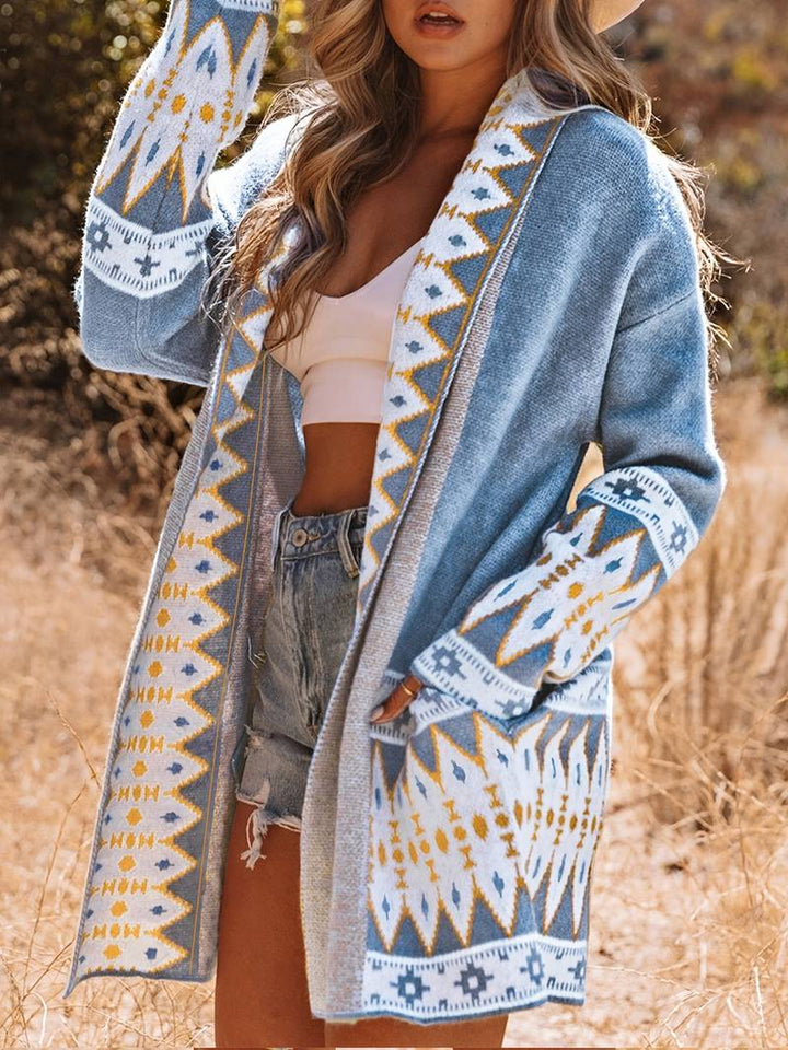 Echoarchiv | Aztekenmuster-Strickjacke