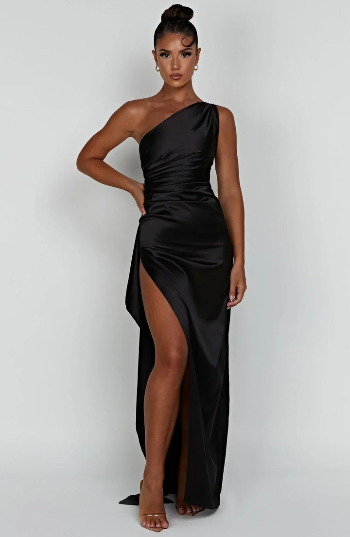 Echoarchiv | Elegantes Ein-Schulter-Kleid mit Schlitz