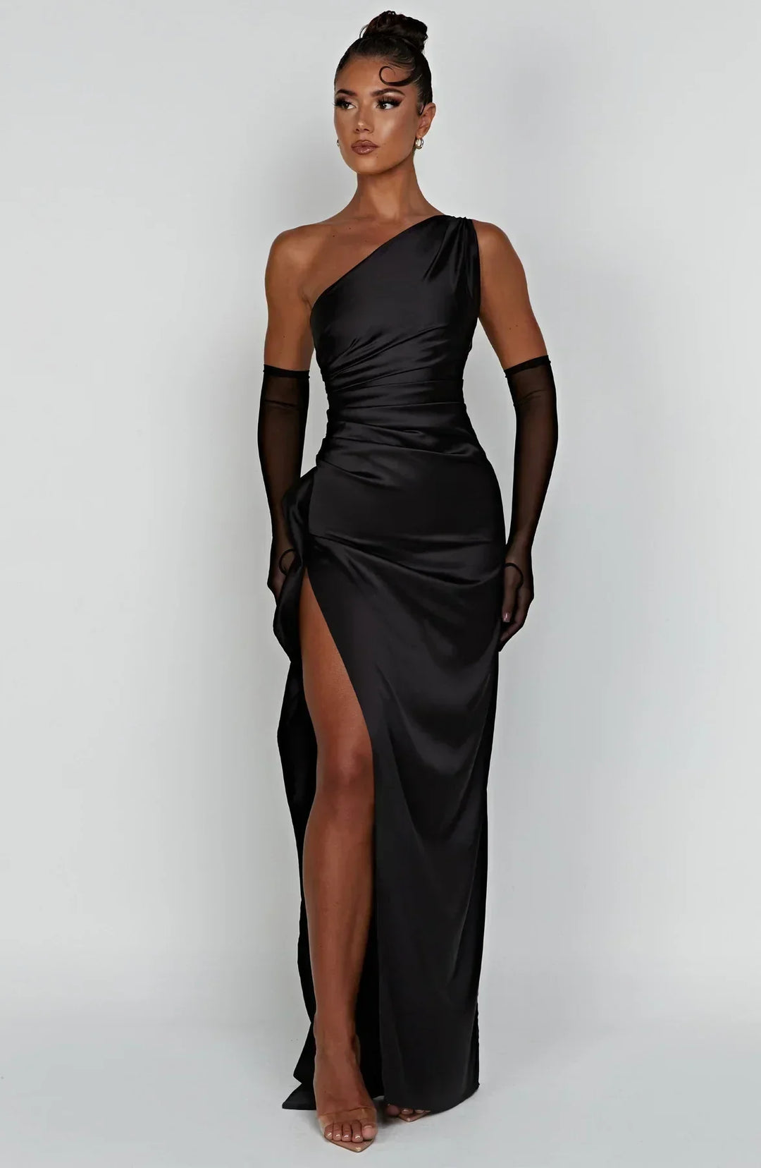 Echoarchiv | Elegantes Ein-Schulter-Kleid mit Schlitz